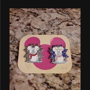 Disney Silver and Blue Snowman Brooch Set